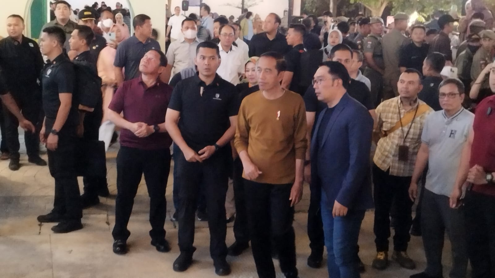 Presiden Joko Widodo Ngopi di Pasar Kreatif Jabar