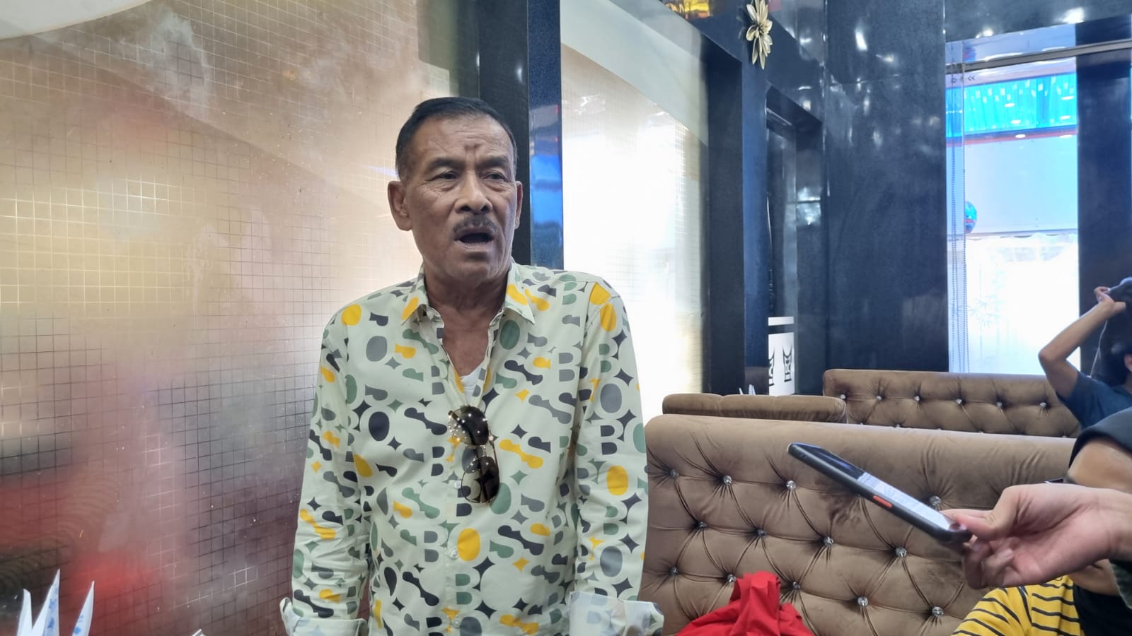 Komisaris PT Persib Bandung Bermartabat (PBB) Umuh Muchtar