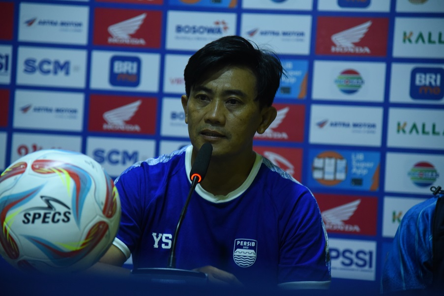 Pelatih Fisik Persib Bandung Yaya Sunarya